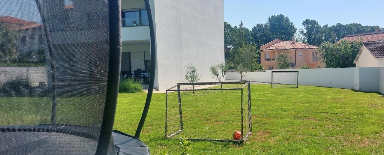 Villa Ulika Fažana Exteriör bild